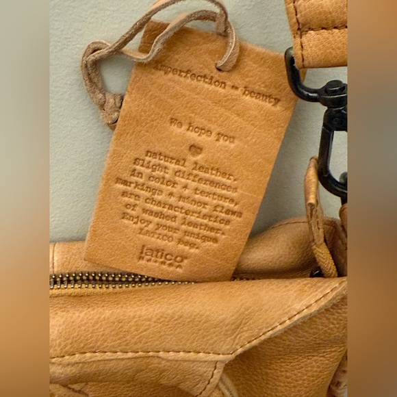 Latico Leather Crossbody Bag Tan Washed Leather Stitch Detail Boho Shoulder Bag - Picture 4 of 8